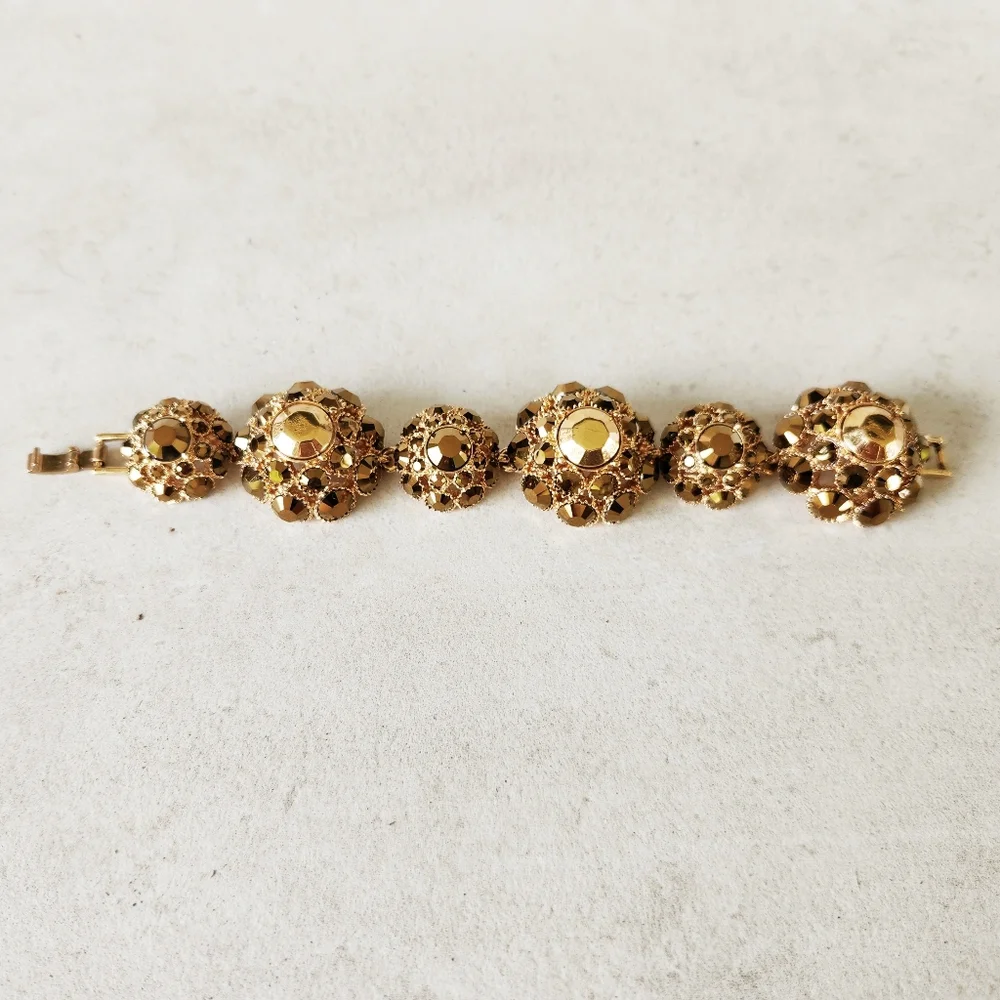 Kate Spade New York RARE Gold Cluster Rhinestone Beaded Statement Bracelet - Picture 9 of 9
